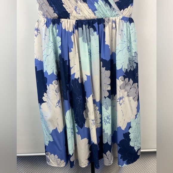 Banana Republic Blue Floral Empire Waist Knee Length Dress with Pockets - Picture 6 of 14